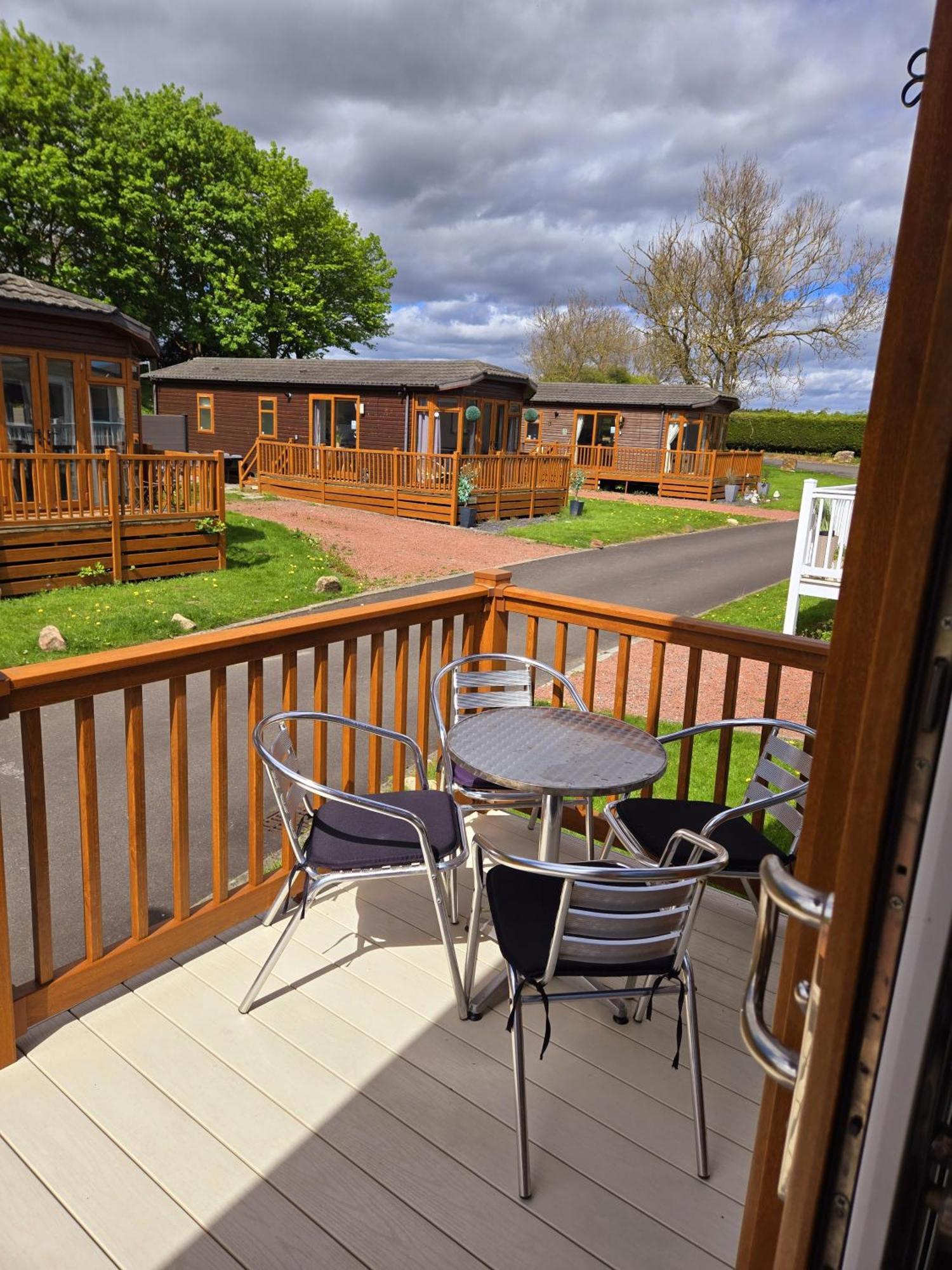 Khans Cabin Felton  Luaran gambar